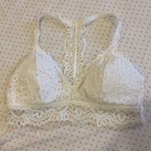 🤍 White Lace Bralette